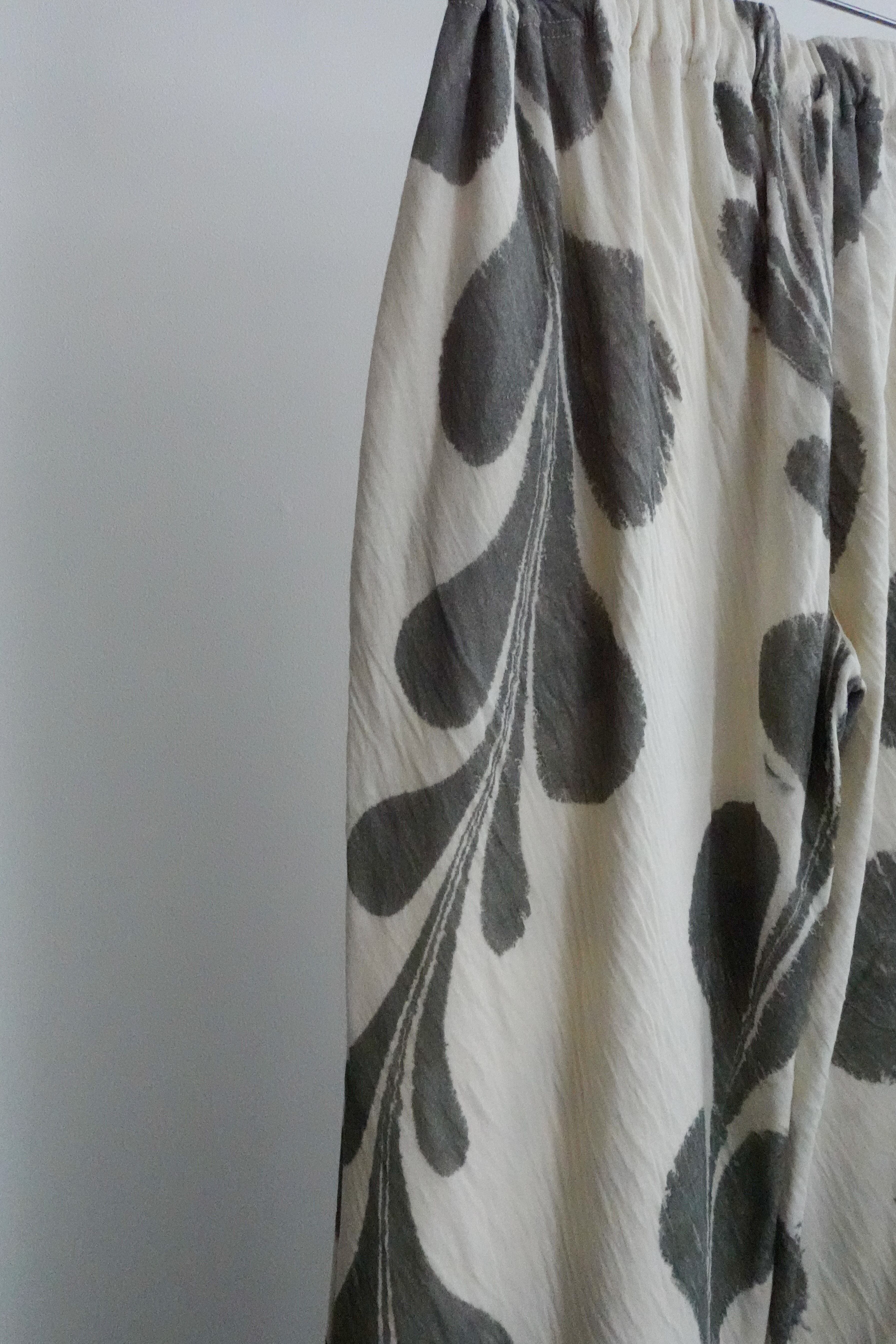 ERiKOKATORi】suminagashi organic cotton pants | TOLMA.