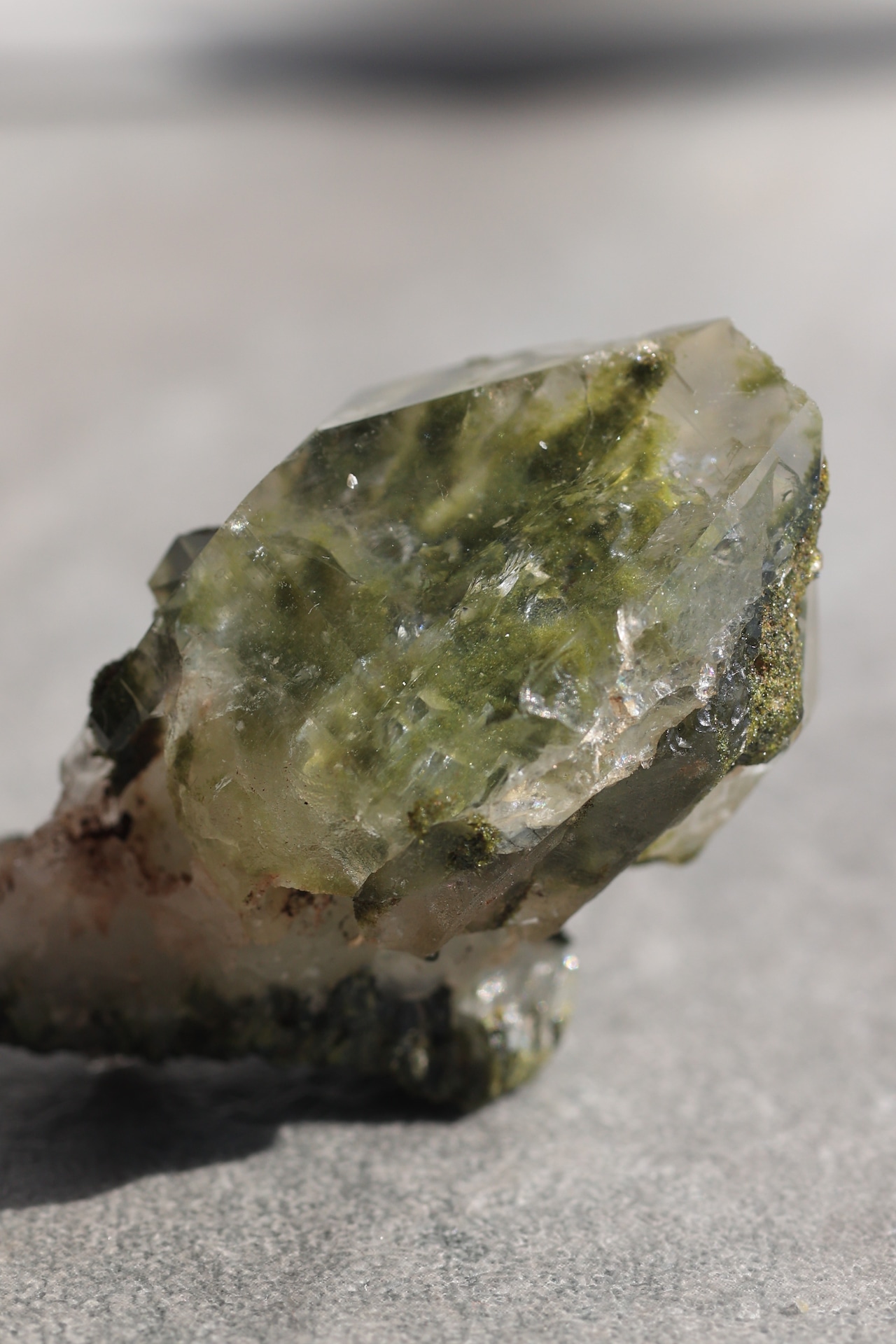 エピドート「水面の輝き」Epidote|天然石 原石 鉱物 パワーストーン | EP-A-002