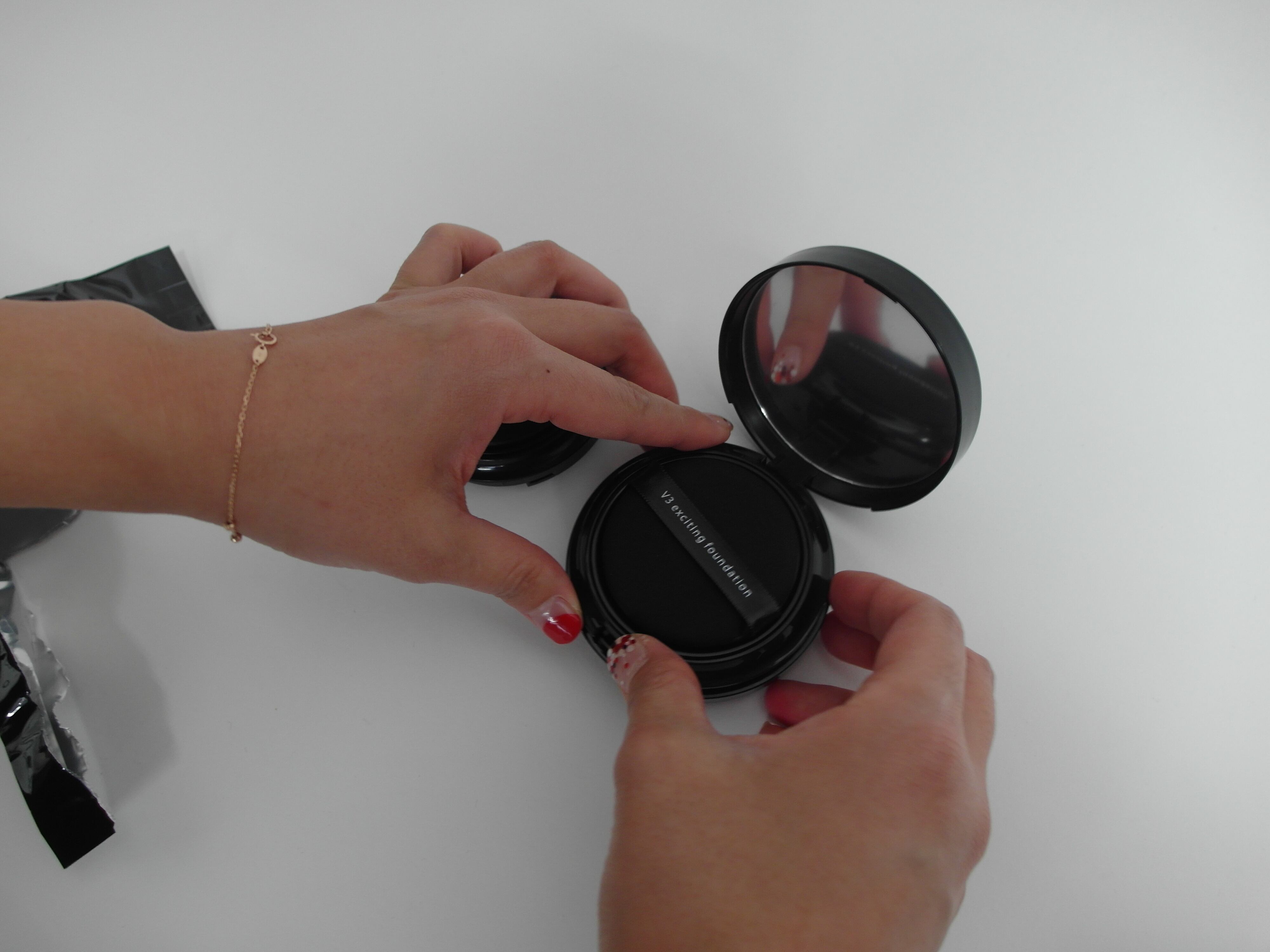 かのん☆キャッツ ファンデーション レフィル&徐福・梅生丸計3点 V3ファンデーション/レフィル | プリマプリート岐阜店