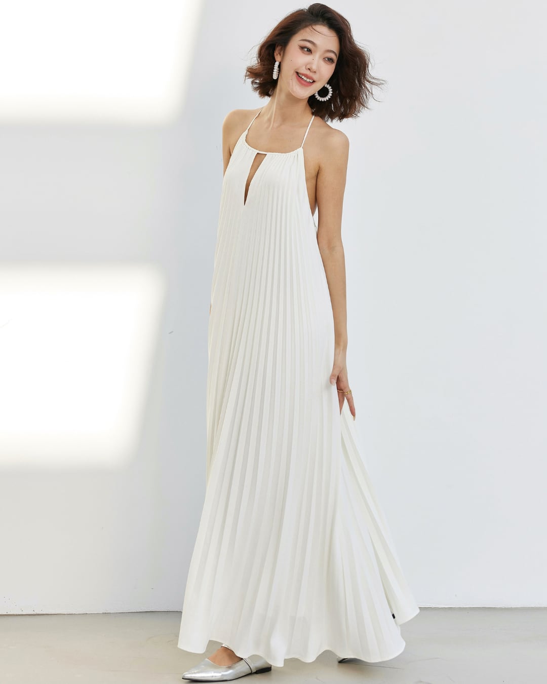 プリーツホルターワンピース S25371