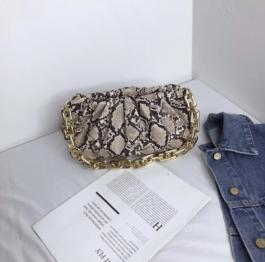 チェーン柄ミニバッグ