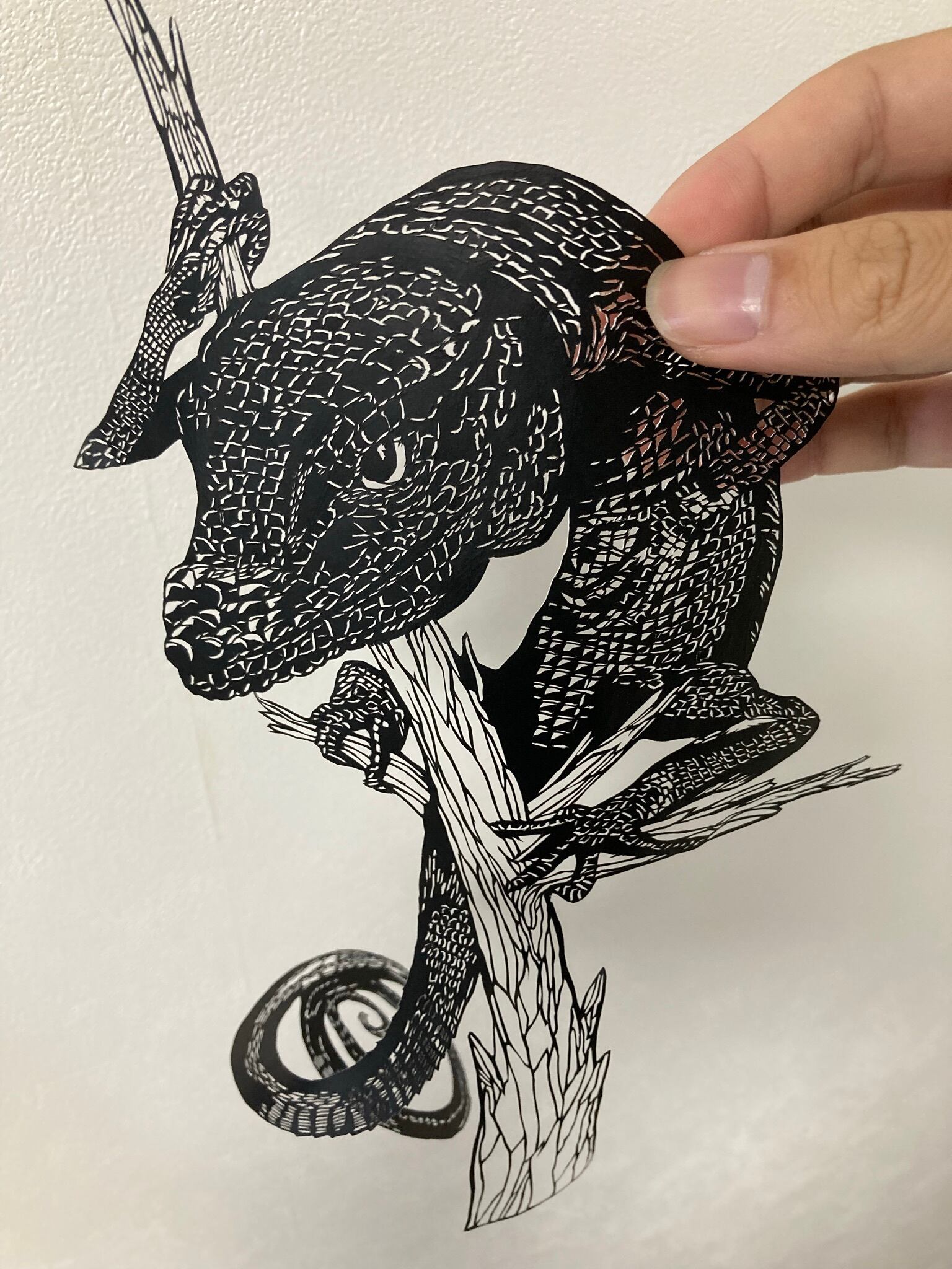 ブラックツリーモニター | インテリアアート 人気の切り絵アート