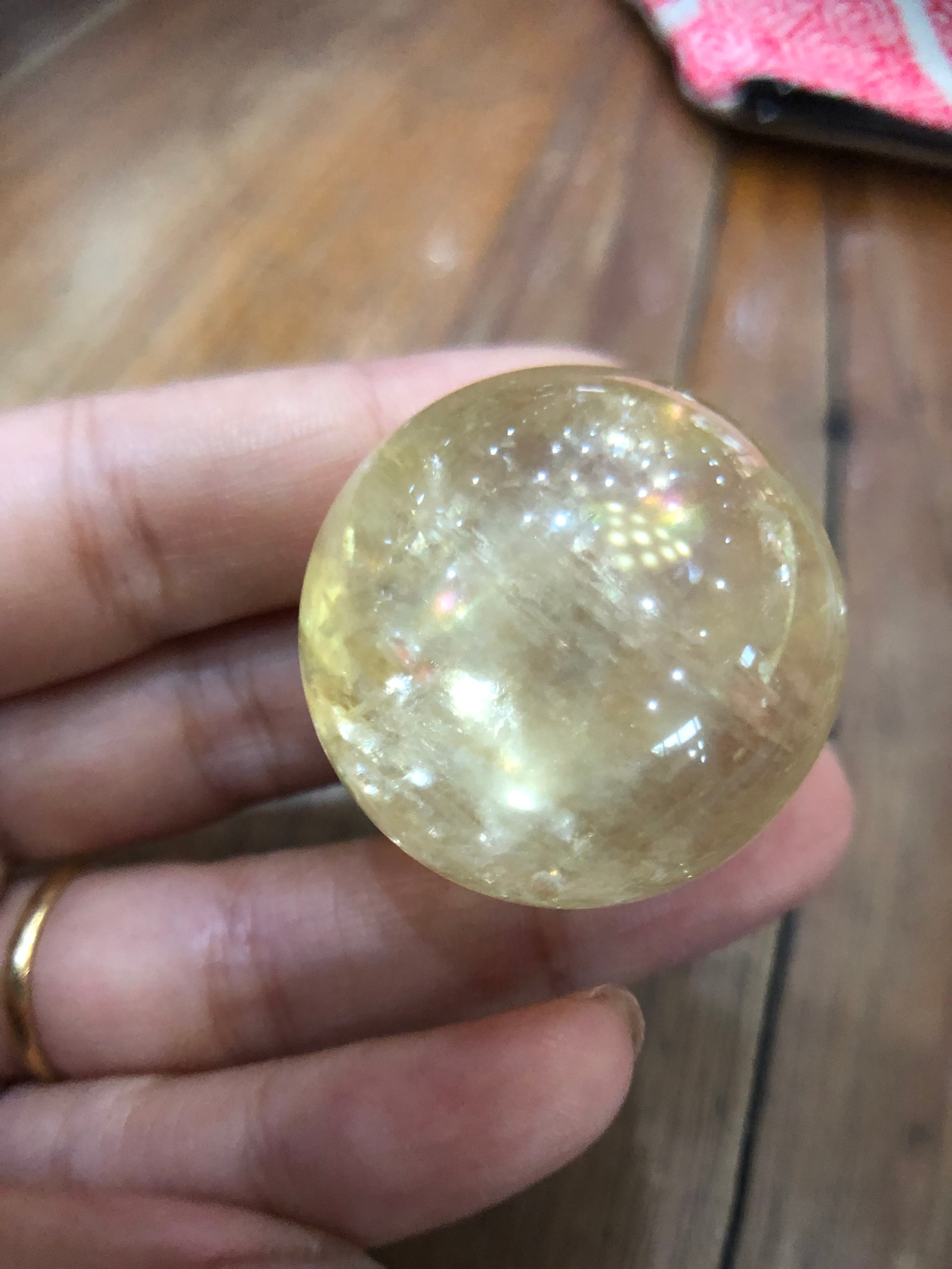 虹入りシトリンボール crb001 | Funky garuda Stone (ファンキー