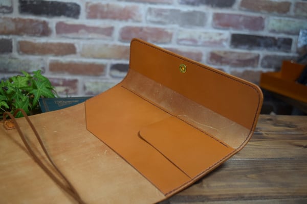 オーダーメイド制作例】ほぼ日手帳カズン（A5）サイズの手帳カバー（3