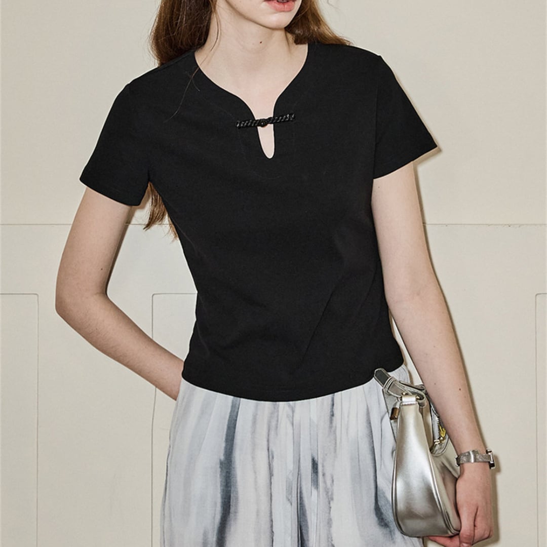 china knot slit neck rib knit short sleeve t-shirt