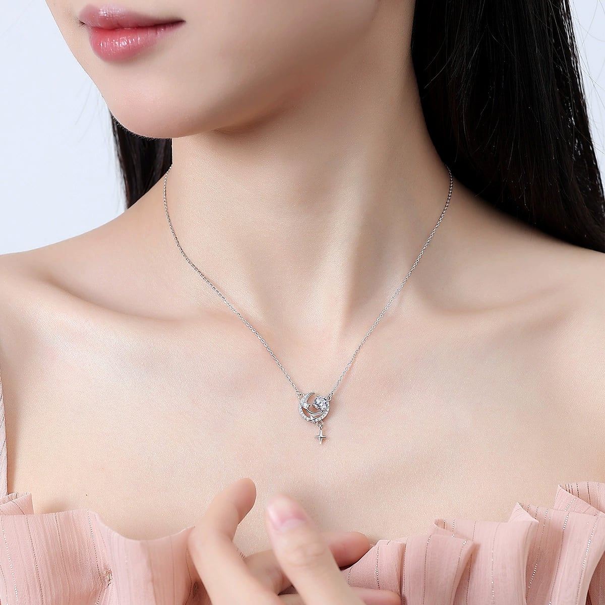 エルシェリー レディースネックレス  ジルコニア・シルバー２９５ ホエールテール キュービックジルコニア ネックレス Mサイズ