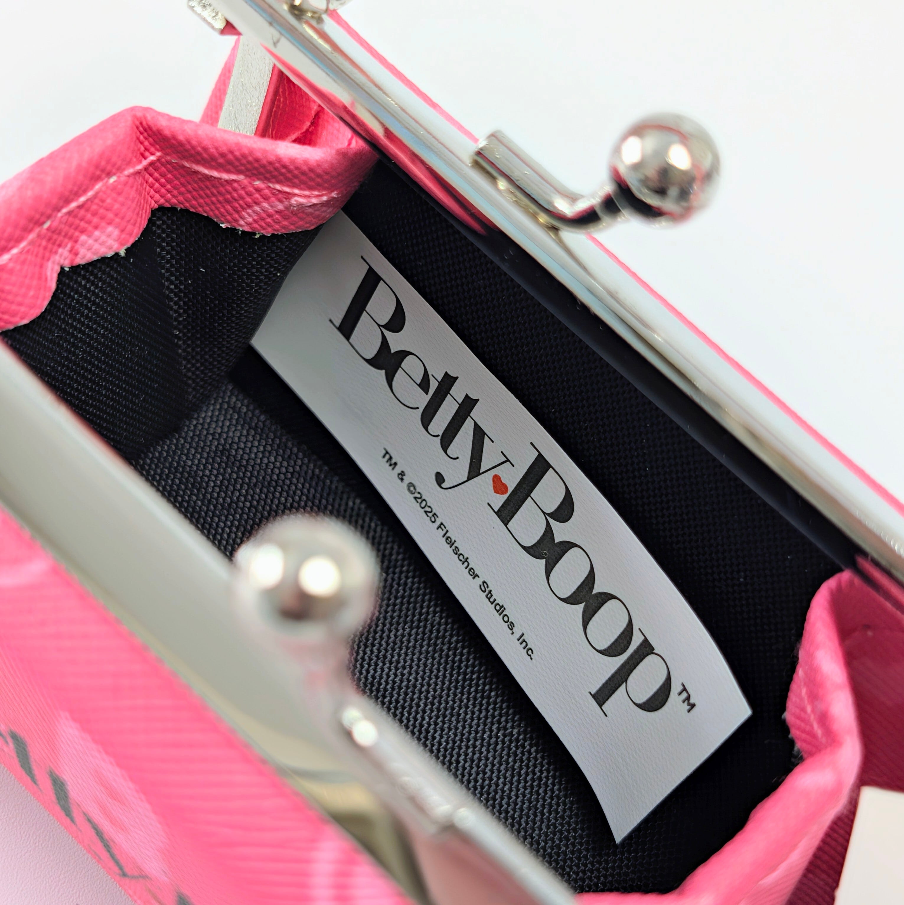 ✨️❦カバンに付けたら超ラブリー❦✨️【 Betty Boop ベティー・ブープ 】『PINK』ミニ パース / ミニポーチ / ピルケース / コスメ / 小銭入れ〚アメリカン雑貨 アメトイ〛