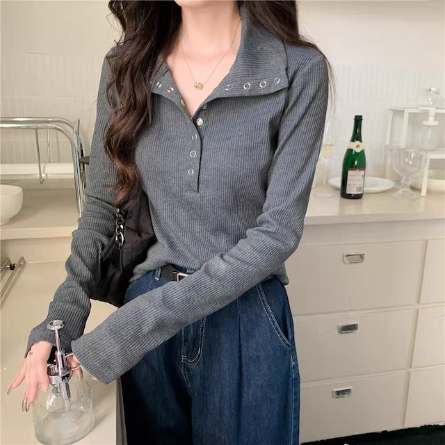 Slim-Fit Half-Open Cropped Top