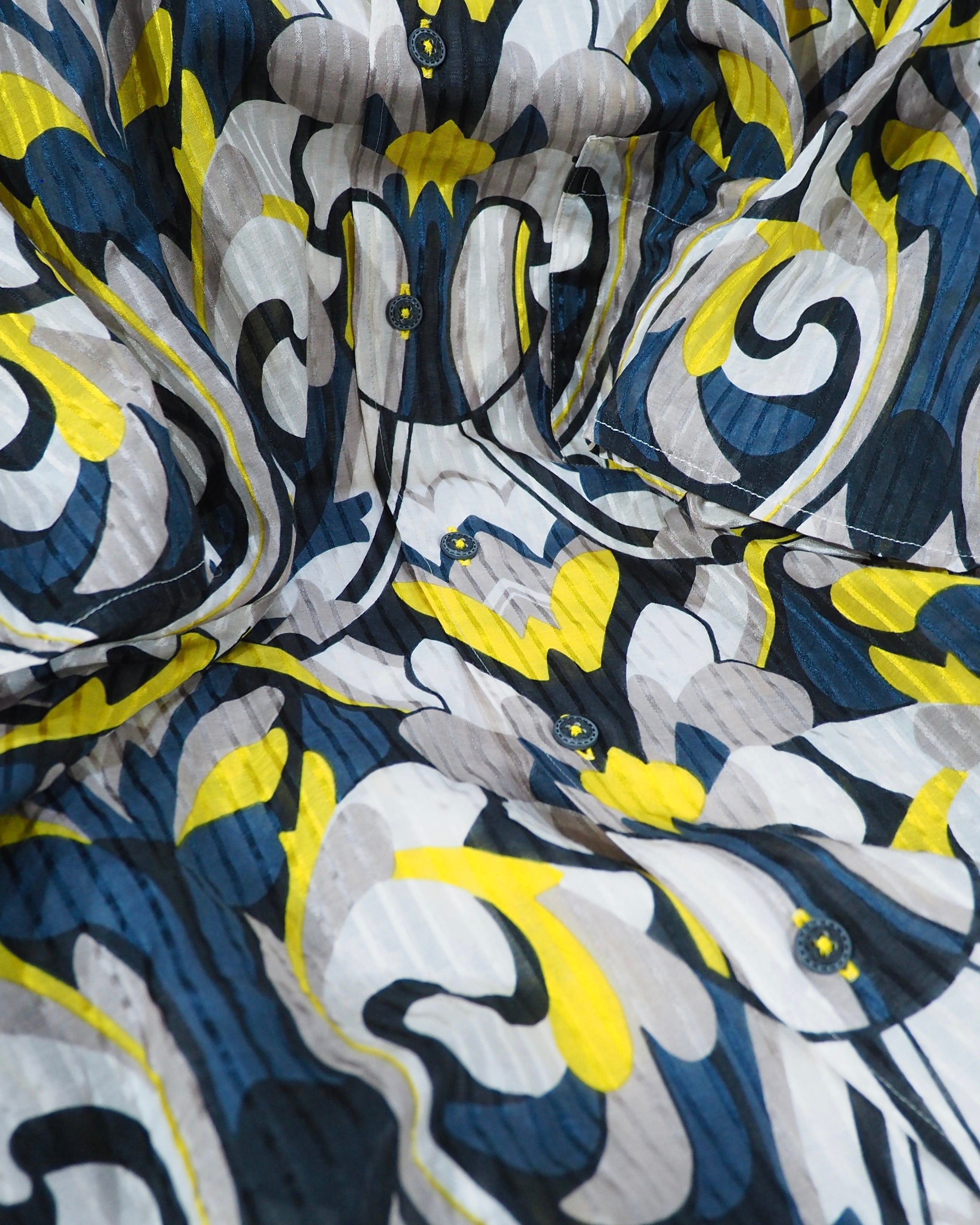 " Barassi MILANO " Beautiful Luxury Pattern Silk mix SS Shirt