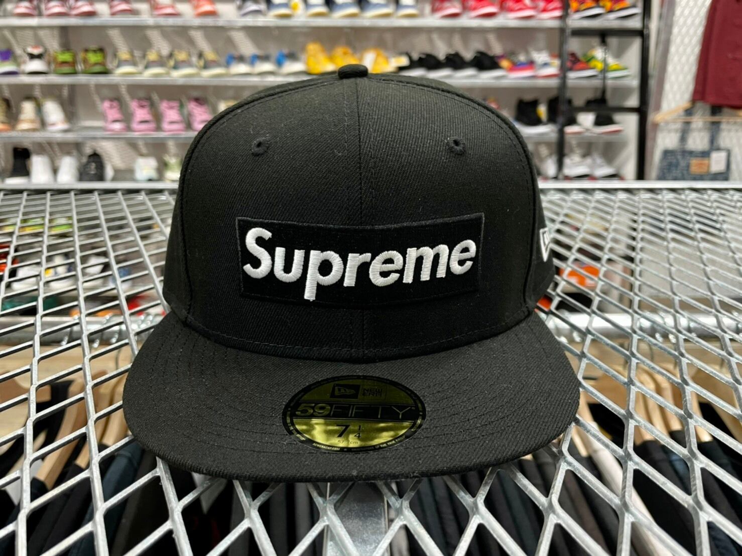 Supreme CHAMPIONS BOX LOGO NEW ERA CAP BLACK 70KD3917 | BRAND 