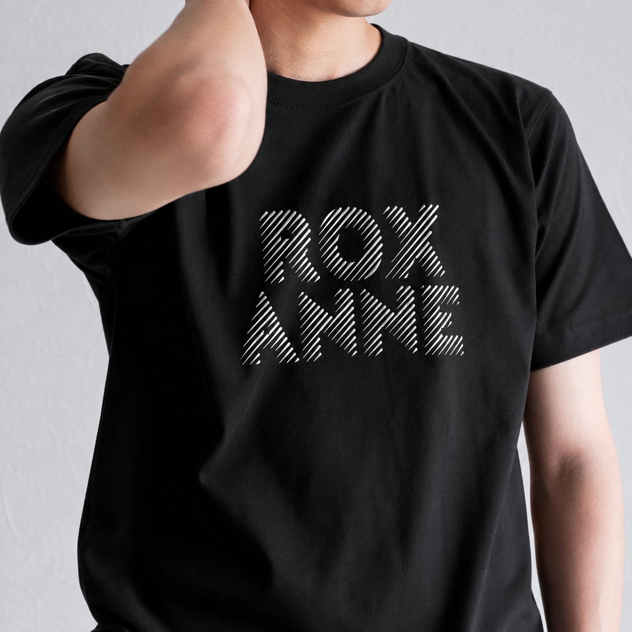 ROXANNE（スミ）少し濁ったホワイトプリント