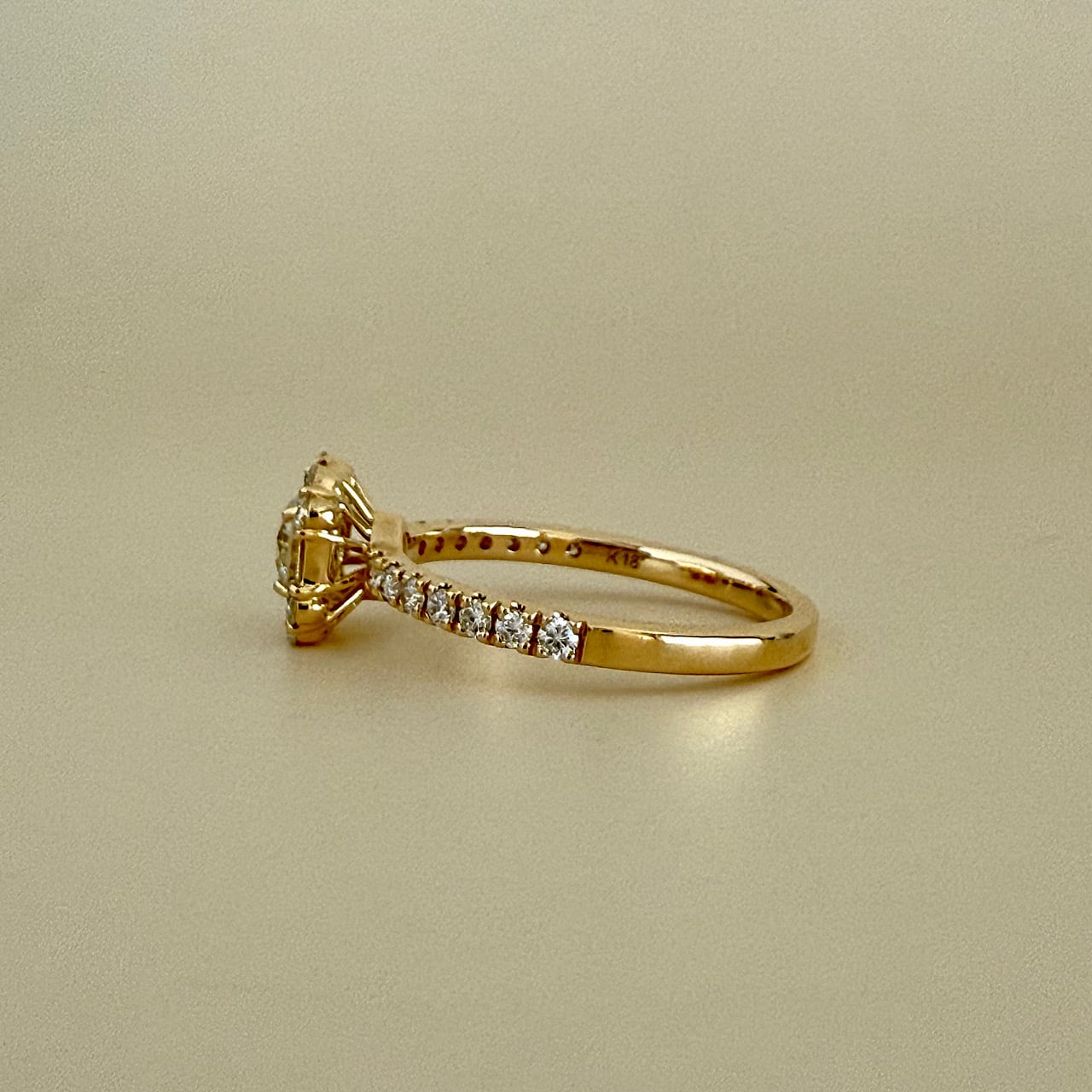 ダイヤモンド リング 0.327ct K18イエローゴールド チェカ 鑑定書付き