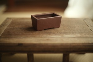 宜興紫砂 盆栽鉢「四方小馬槽」・紫泥（半手工）