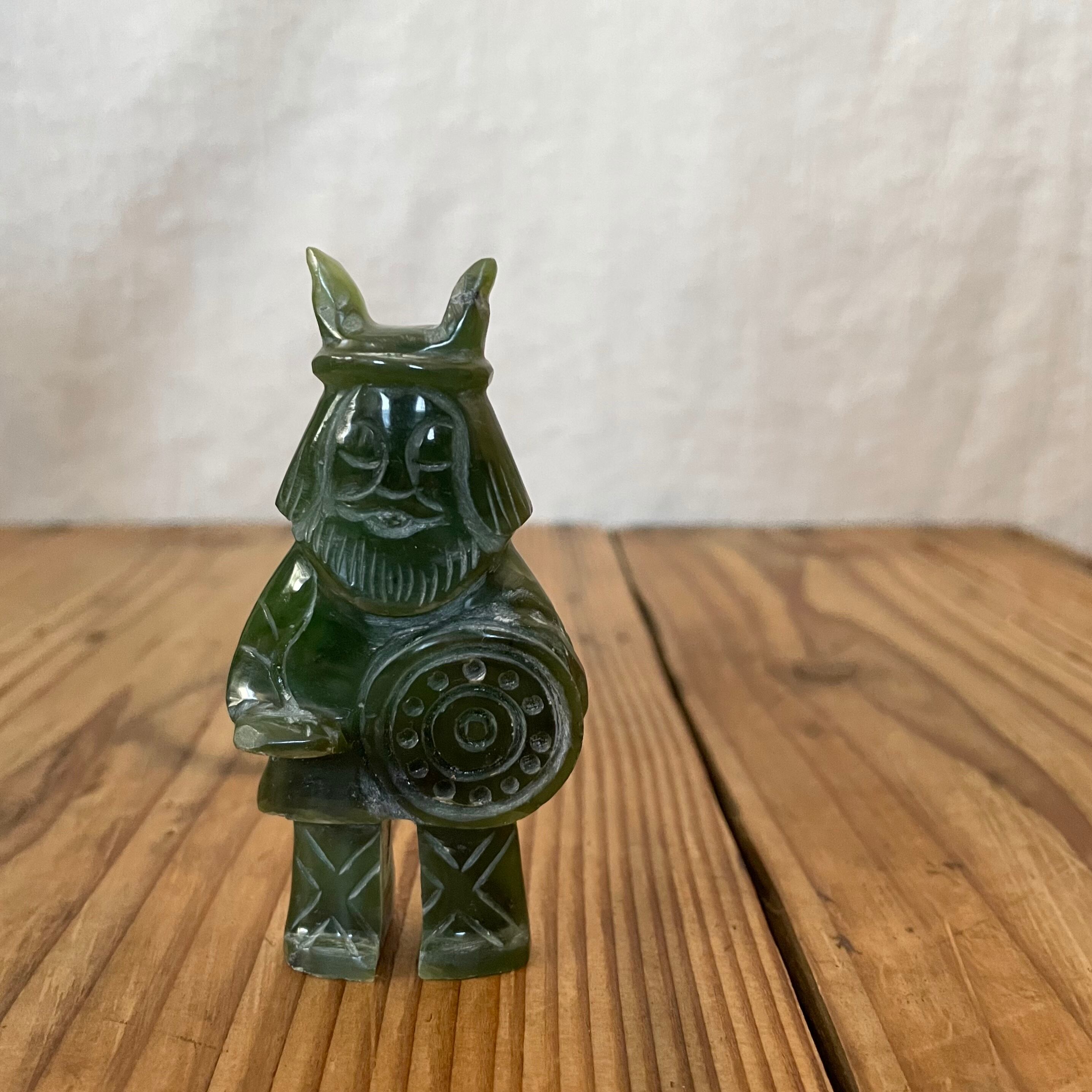 緑の石のバイキング