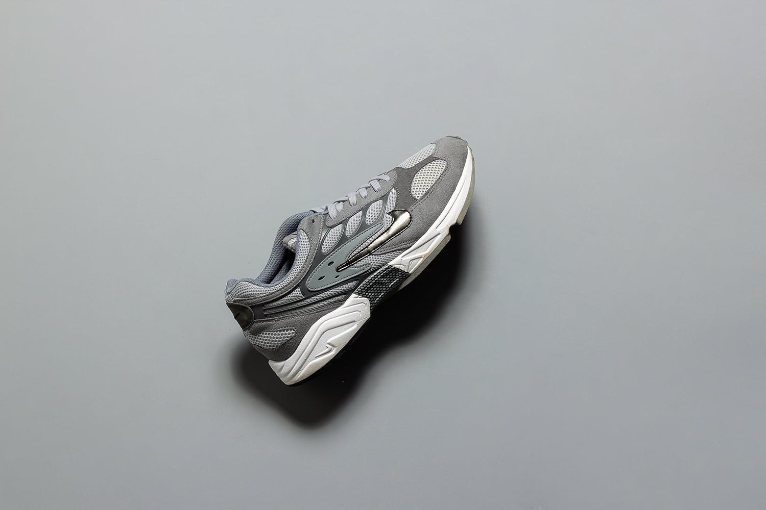 NIKE AIR GHOST RACER