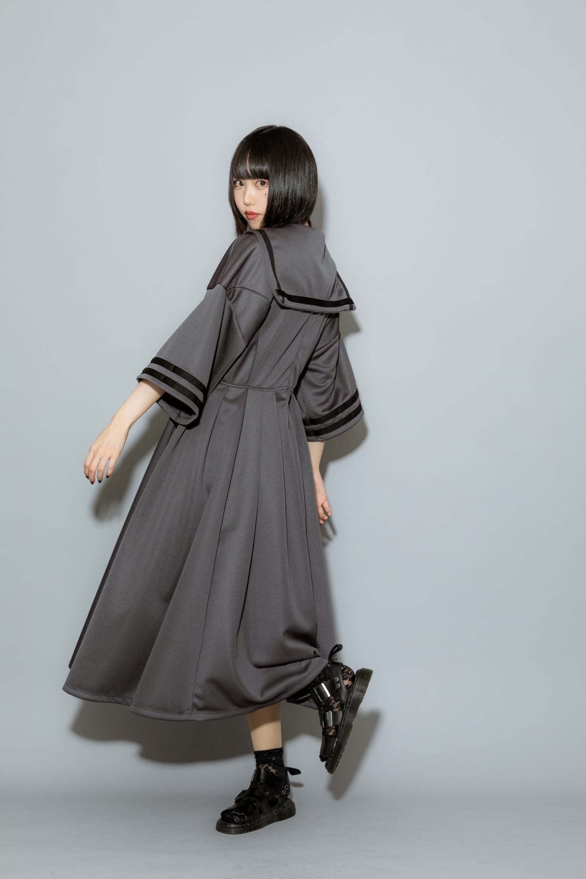 ジャージセーラーワンピ Ney3 ネュクス Shop ジャージセーラーワンピ Ney3 ネュクス Shop