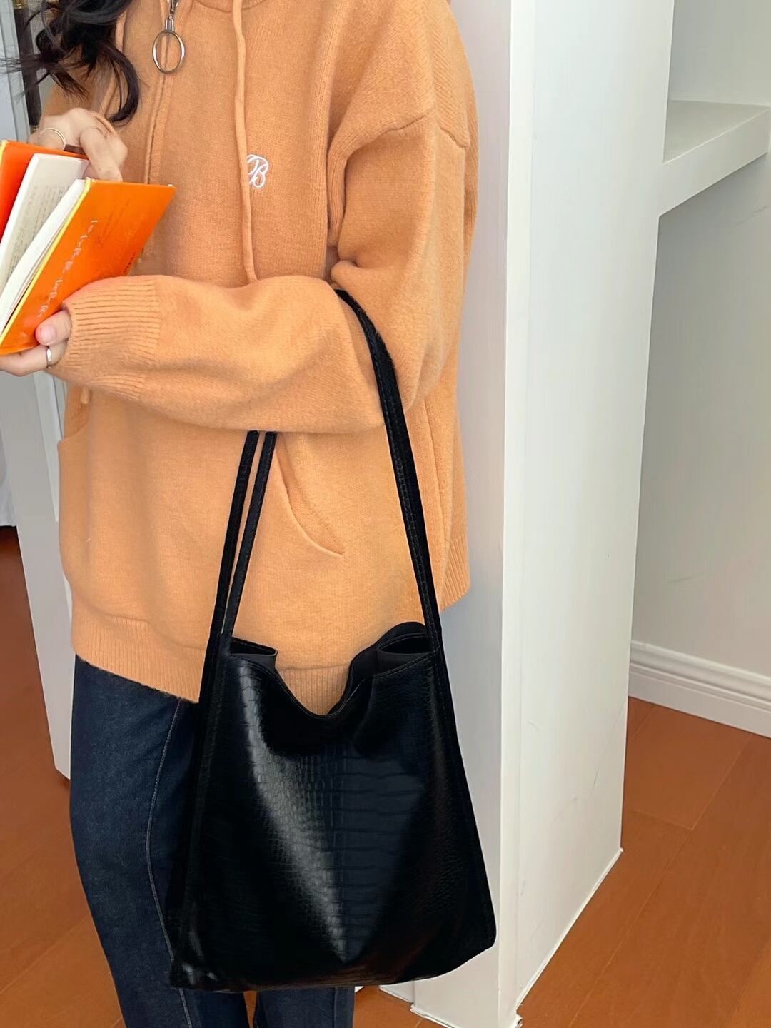 スクエアショルダーバッグ　AS19-0902-4