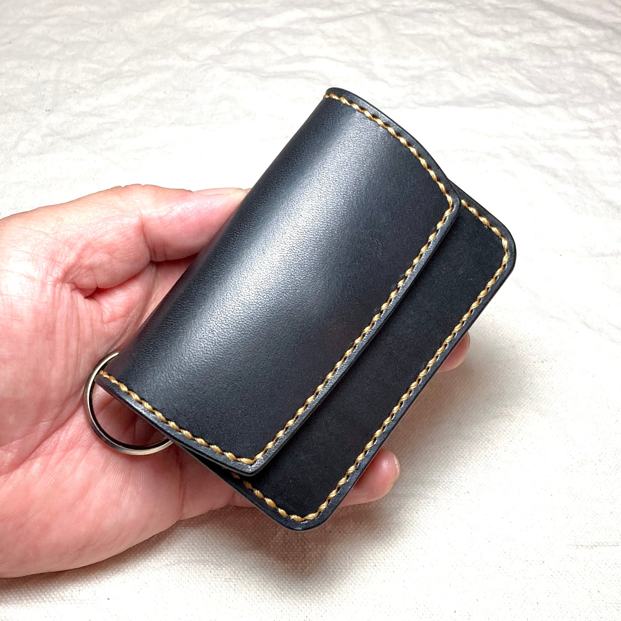 鍵も財布もこれ一つでスマートに｜栃木レザー キーリング付き