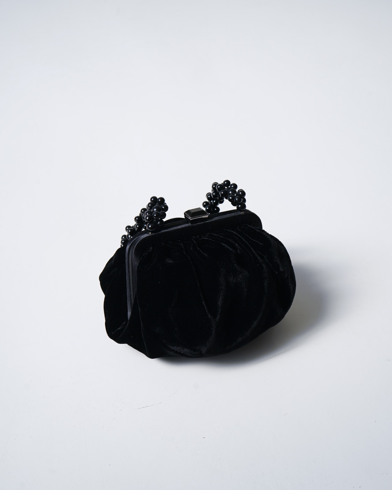 〈BOTTEGA VENETA〉Beads Bag