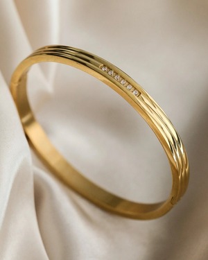 Zirconia line bangle【アレルギー対応】