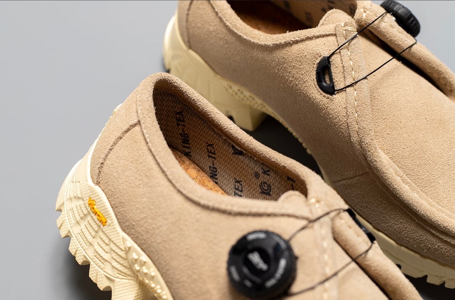 PG “ KNOCK 2 KTX “ BEIGE | Lapel online store
