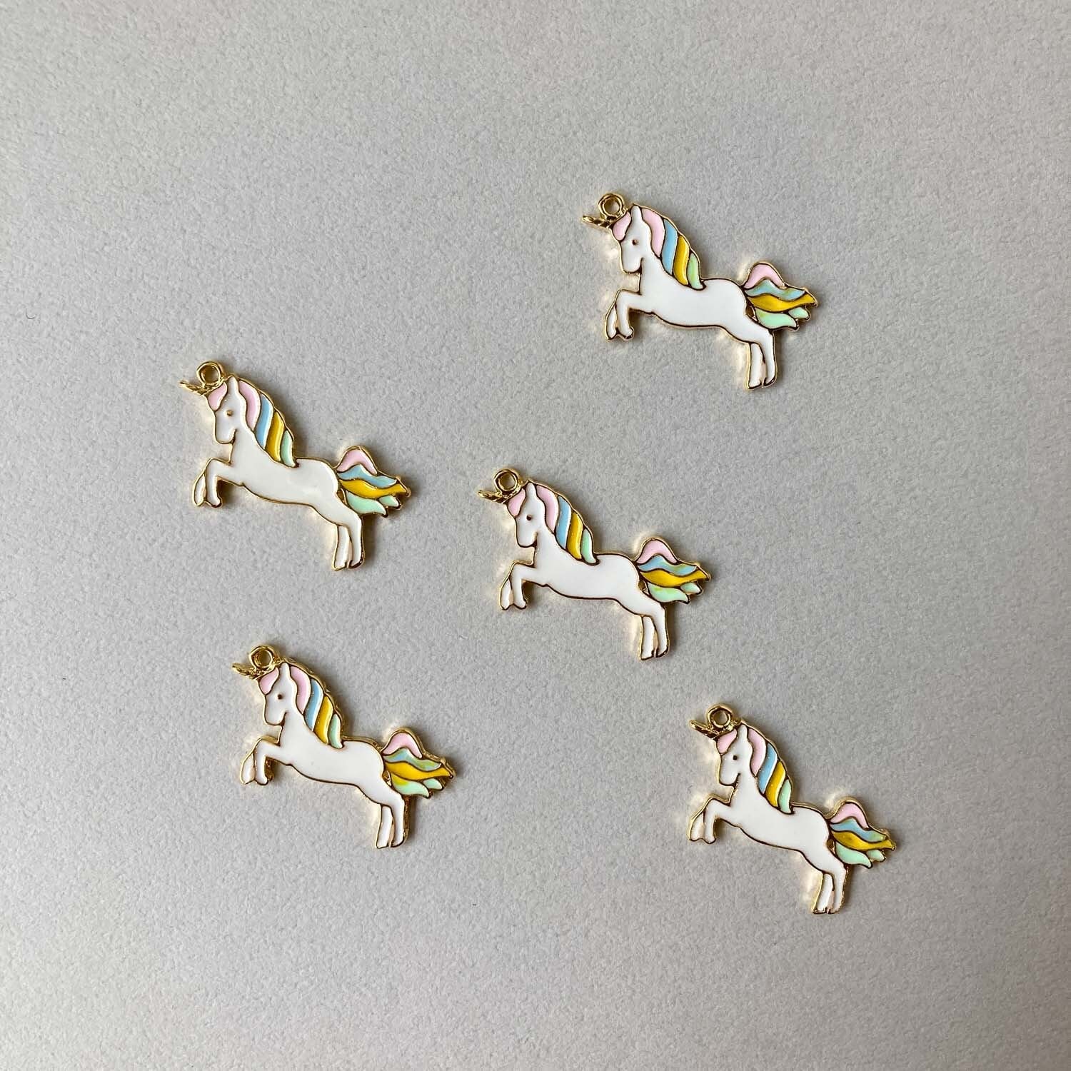 パステルユニコーンチャーム | Dua-アクセサリーパーツショップ