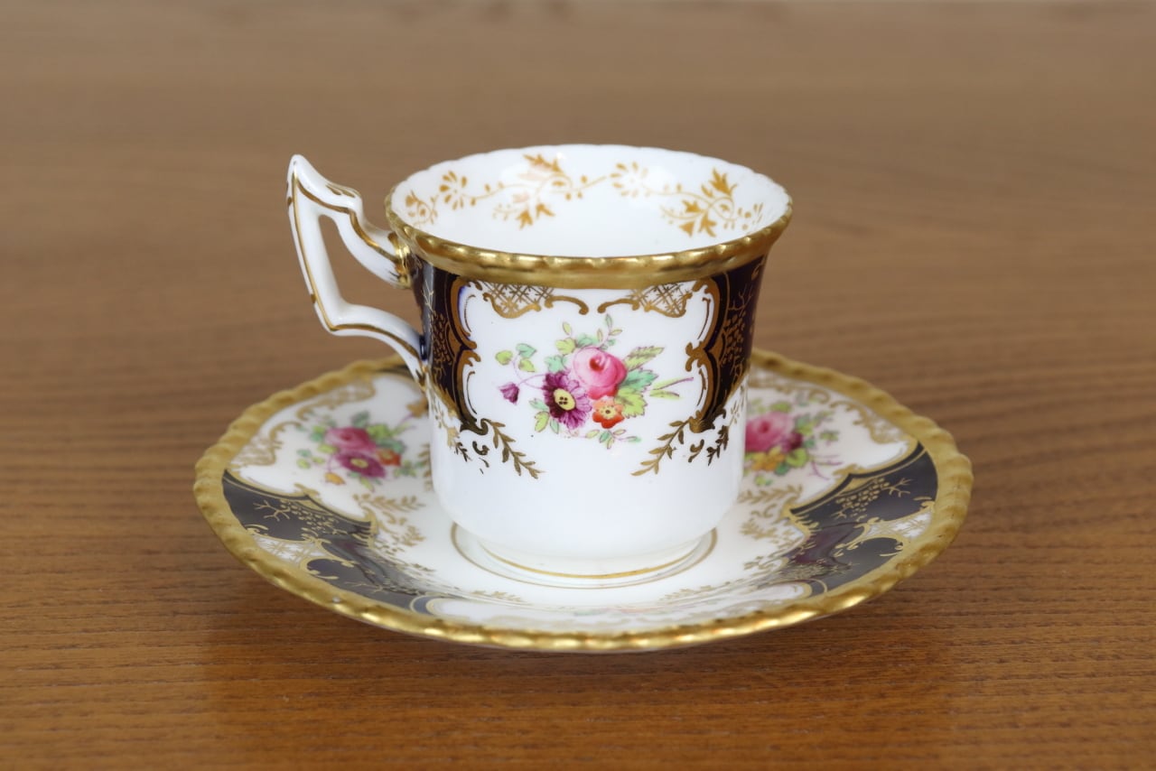 コールポート　バットウィング　デミタス　カップ＆ソーサー　デュオ　コバルト　紺　Coalport　イギリス　アンティーク　と49-1 | epoca  powered by BASE