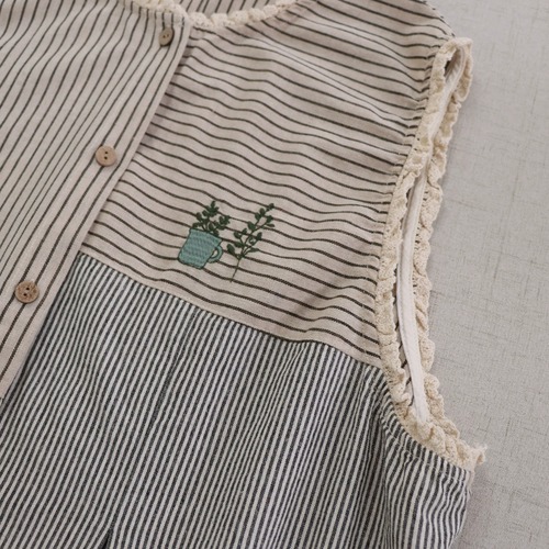 2色/ランダムストライプ刺繍ベスト ・12415