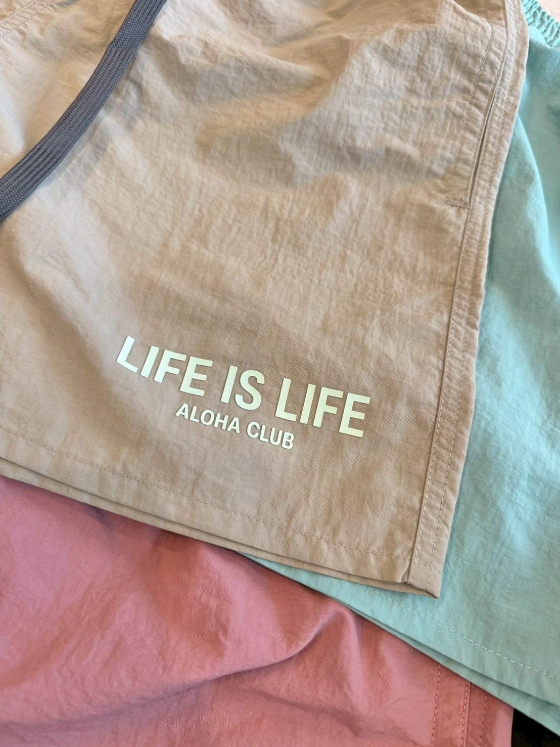 LIFE is オリジナル ラバーロゴ水陸両用ショーツ ¥6,990+tax