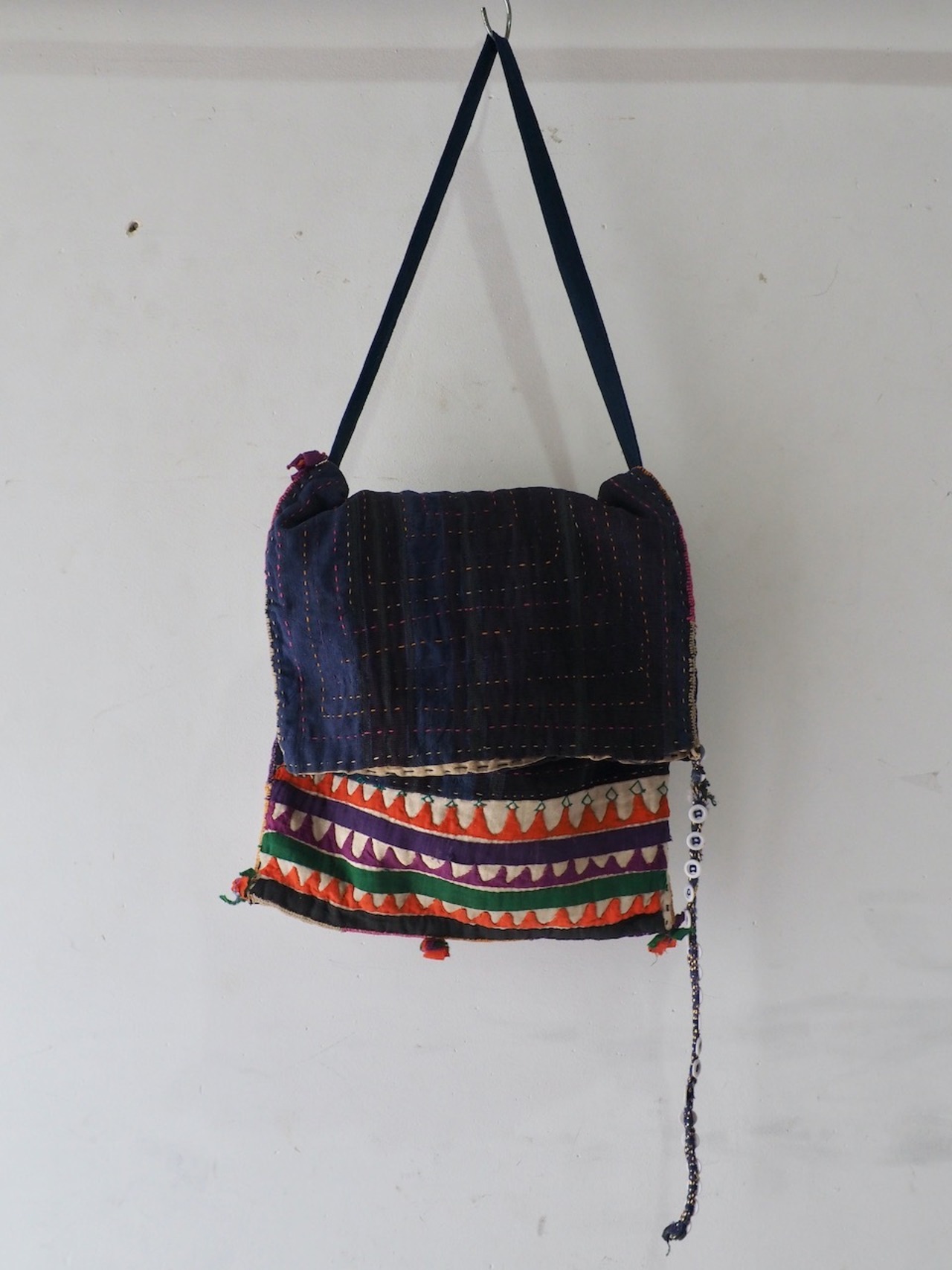 kutch bag A10