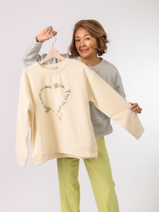 BEATRICE(キラキラ刺繍モチーフTシャツ)