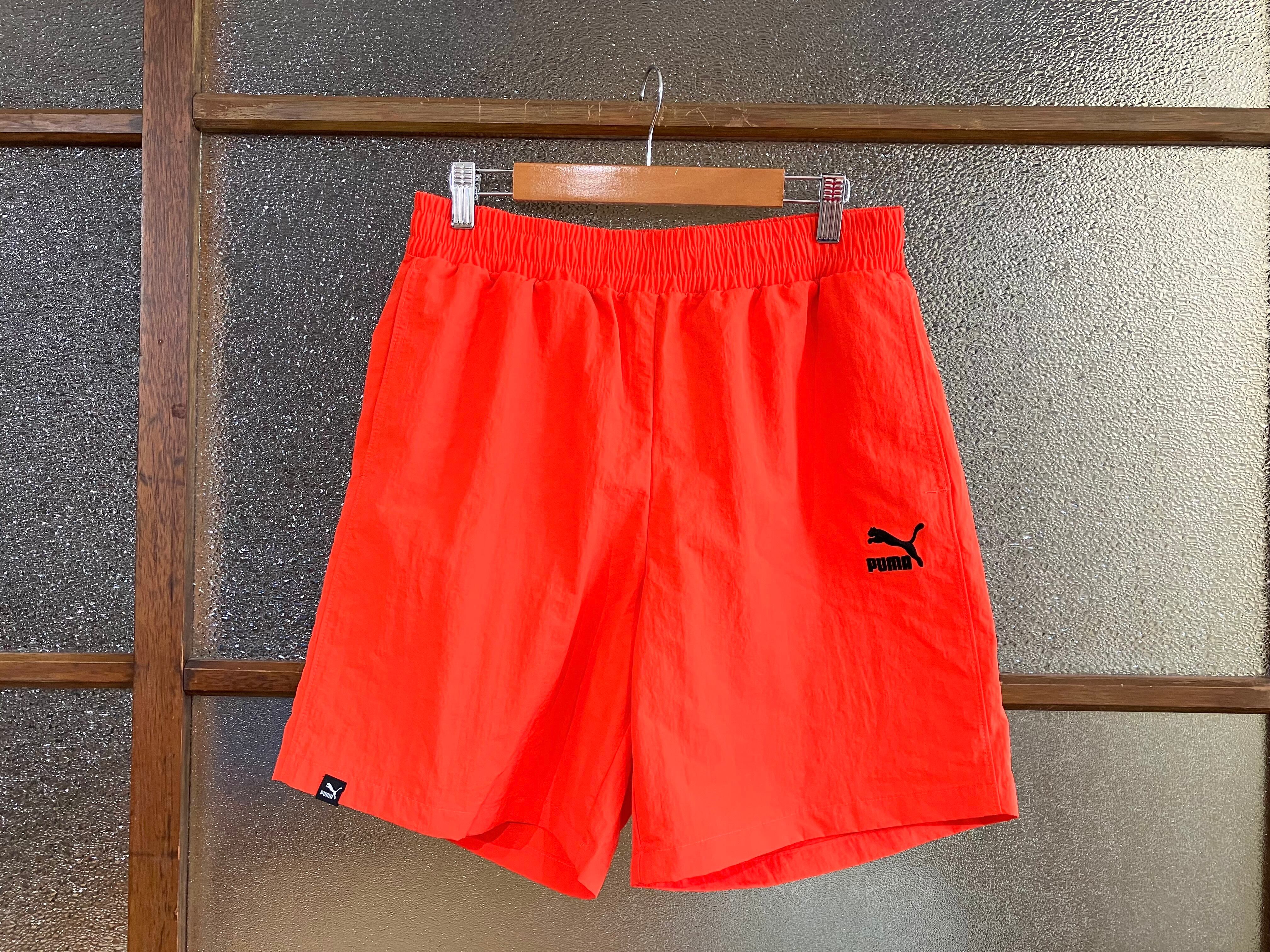 PUMA ESS WOVEN 8 SHORTS (CHERRY TOMATO) | "JACK OF ALL TRADES" 万屋 MARU