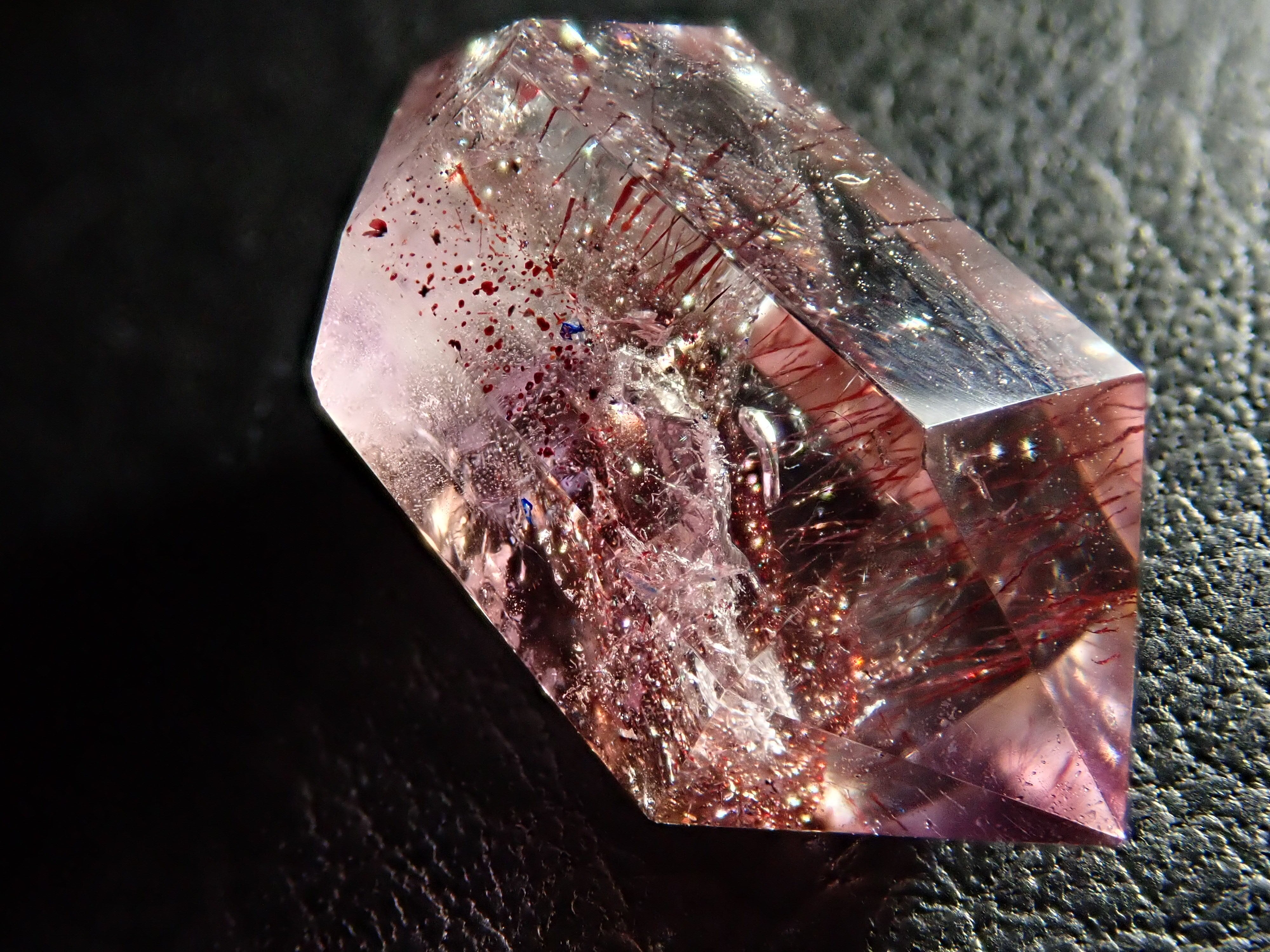 ブラジル産スーパーセブン 9.427ct
