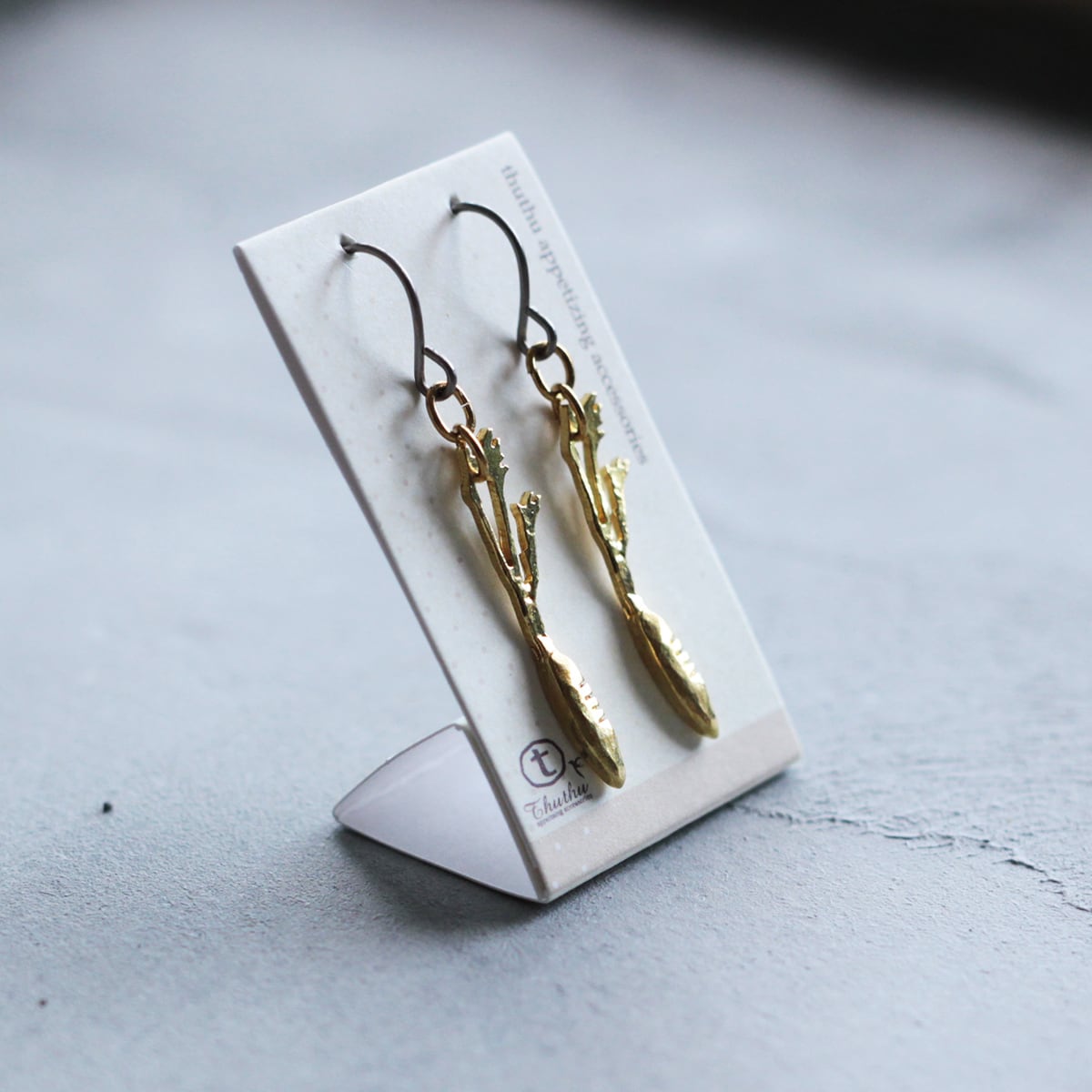 ちいさい にんじん｜ピアス｜イヤリング｜P471 | thuthu appetizing