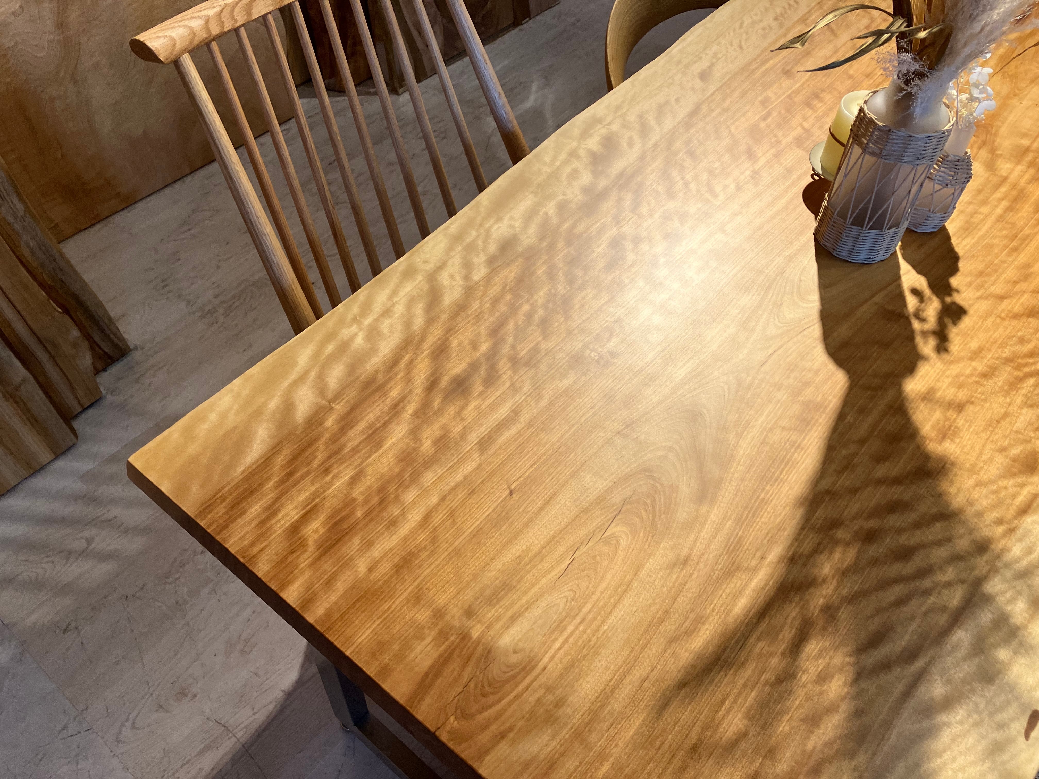 真樺（マカバ）_1550×860-680×57_青山店_テーブル天板/一枚板 241937