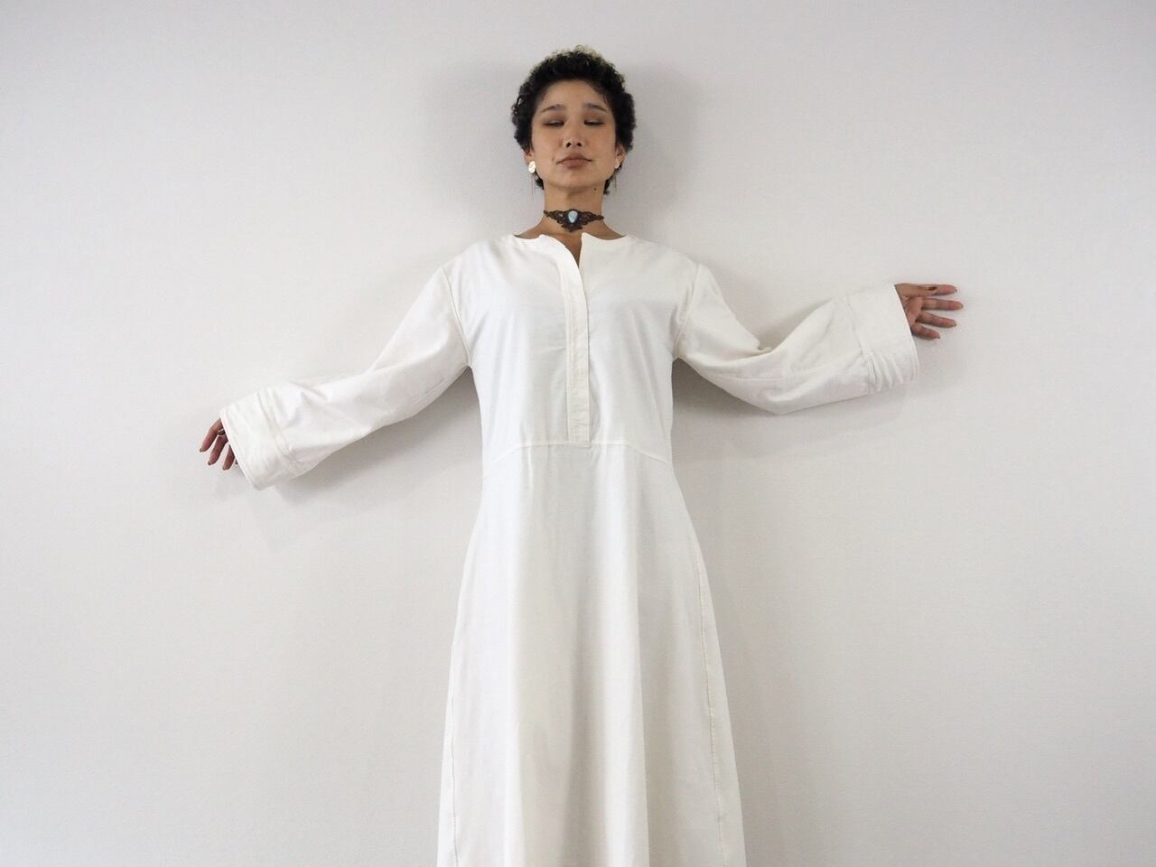 ホワイトブーケ柄前開きワンピース 楽天市場】【ホワイト再入荷♪2/19 20時】（S~L対応）春一番。私が