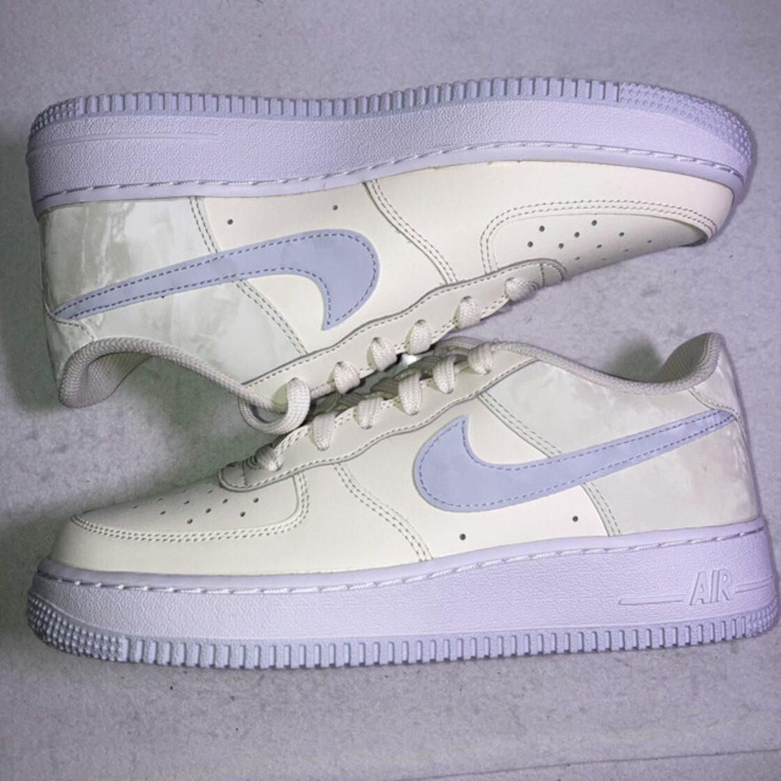 23.5cm ? 【淡水水槽】 Nike エアフォース1 白 ピンク