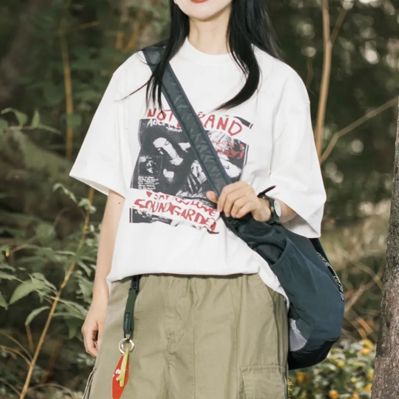 Oversized Box Silhouette Graphic T-shirt ‐1col‐ A0325