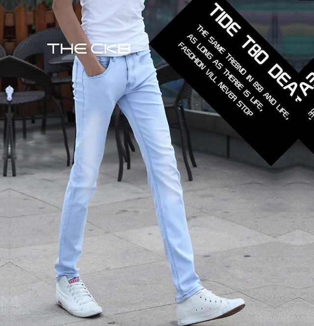 人気商品・メンズジーンズ・洗練されたデザインが特徴のスタイリッシュな一着