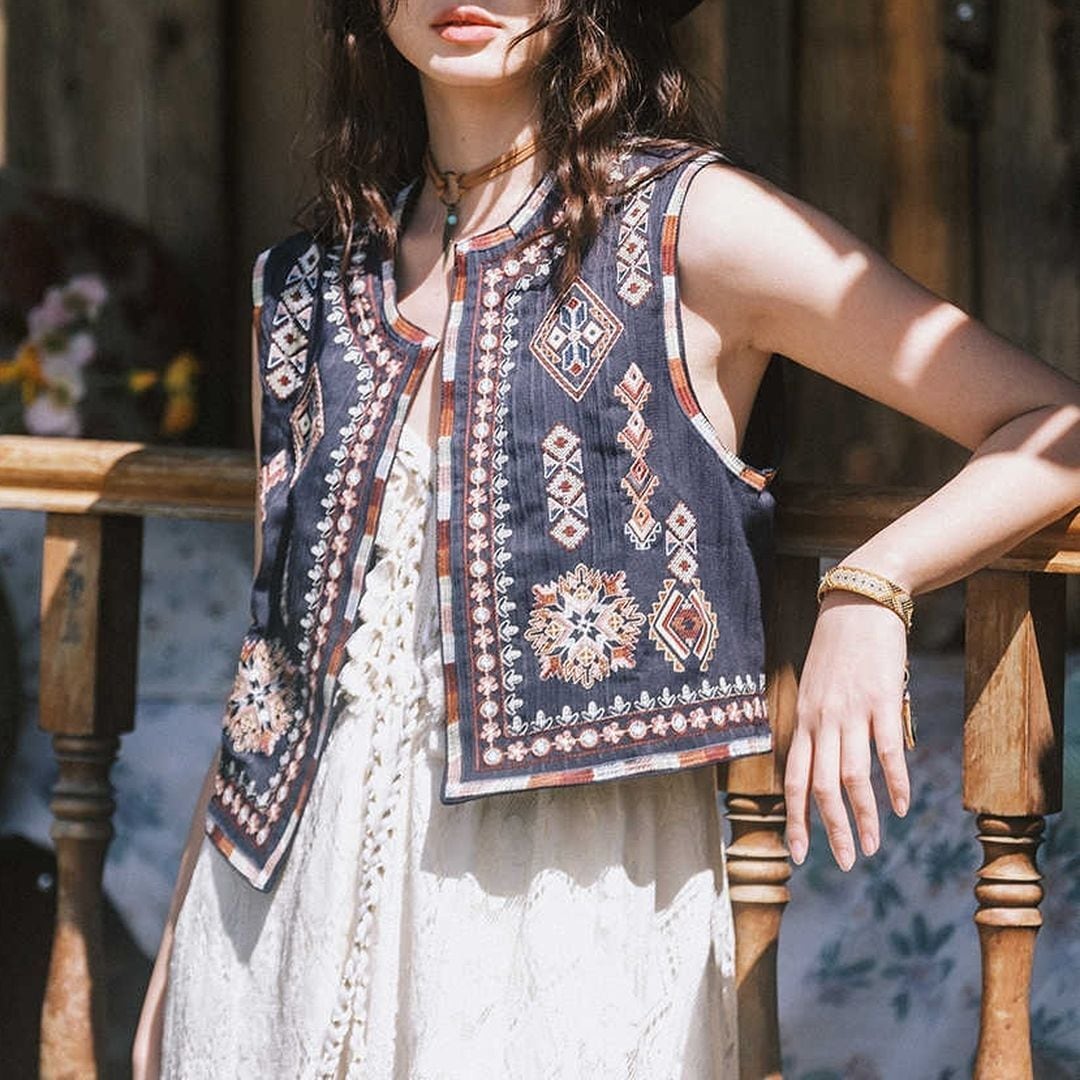 6bfadc9a6fc183415d5b442fb3ee32