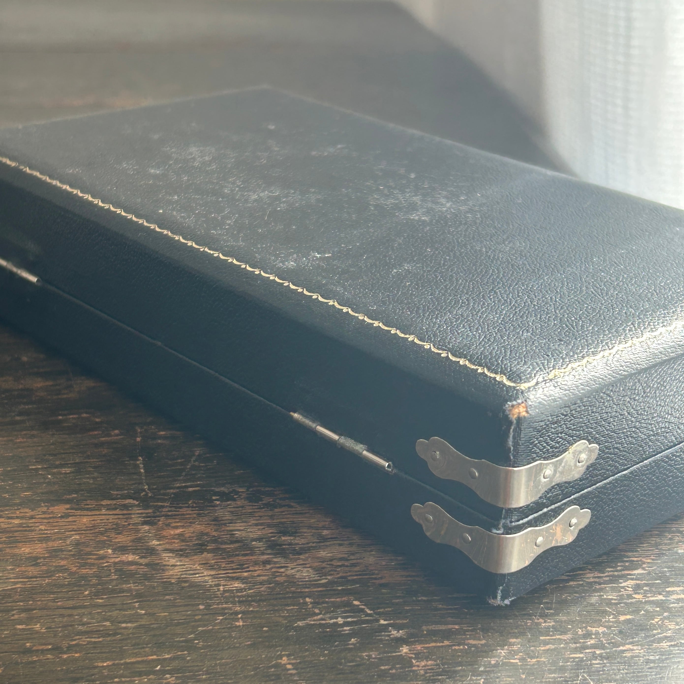 ヴィンテージ リングコレクションケースC  中型　やや太めリング用