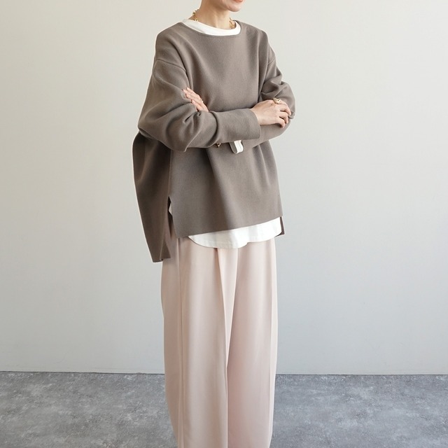 後ろタックニット