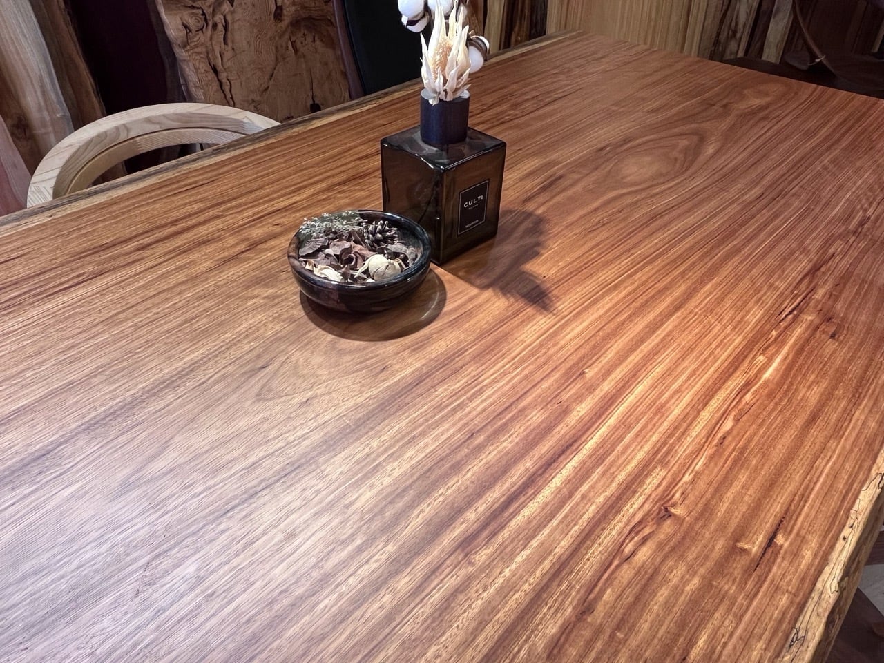 OUTLET】ベリ_2100×930×85_浅草本店_テーブル天板/一枚板 237-2 | 千年