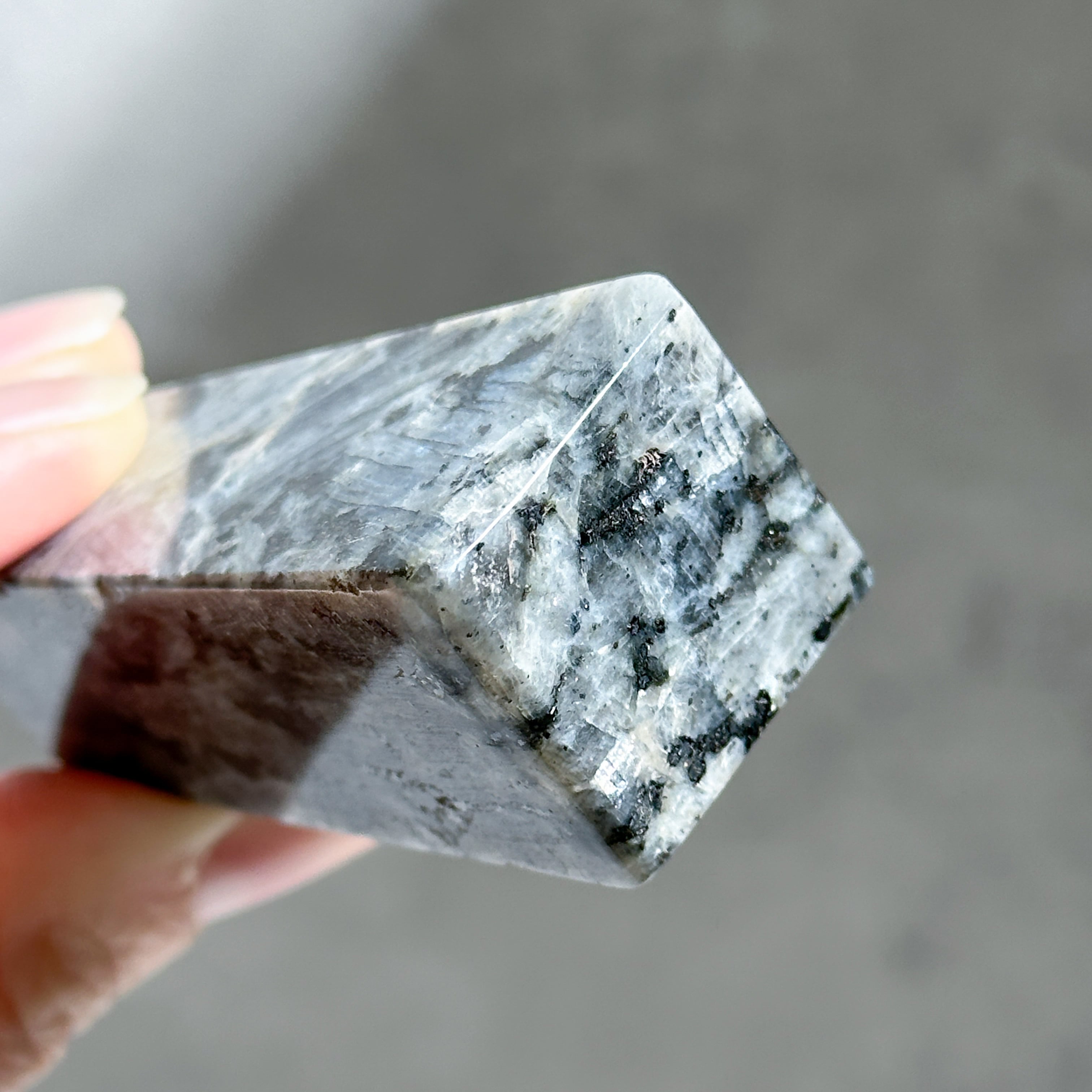 ラルビカイト タワー01◇ Larvikite ◇天然石・鉱物・パワーストーン
