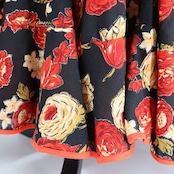 フラメンコ 衣装 ファルダ ブラック系 プリマブティック スカート 花柄 ボランテ 華やか 黒 赤 prima boutique フリル 鮮やか 上品 ダンス衣装 かわいい レッド系 ベージュ系