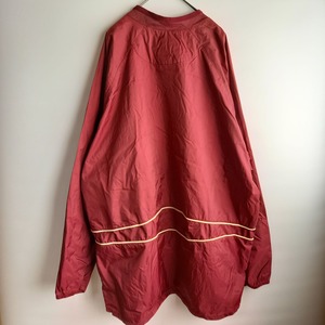 ナイキ　ナイロンプルオーバー　レッド　刺繍センターロゴ　オーバーサイズ　XL