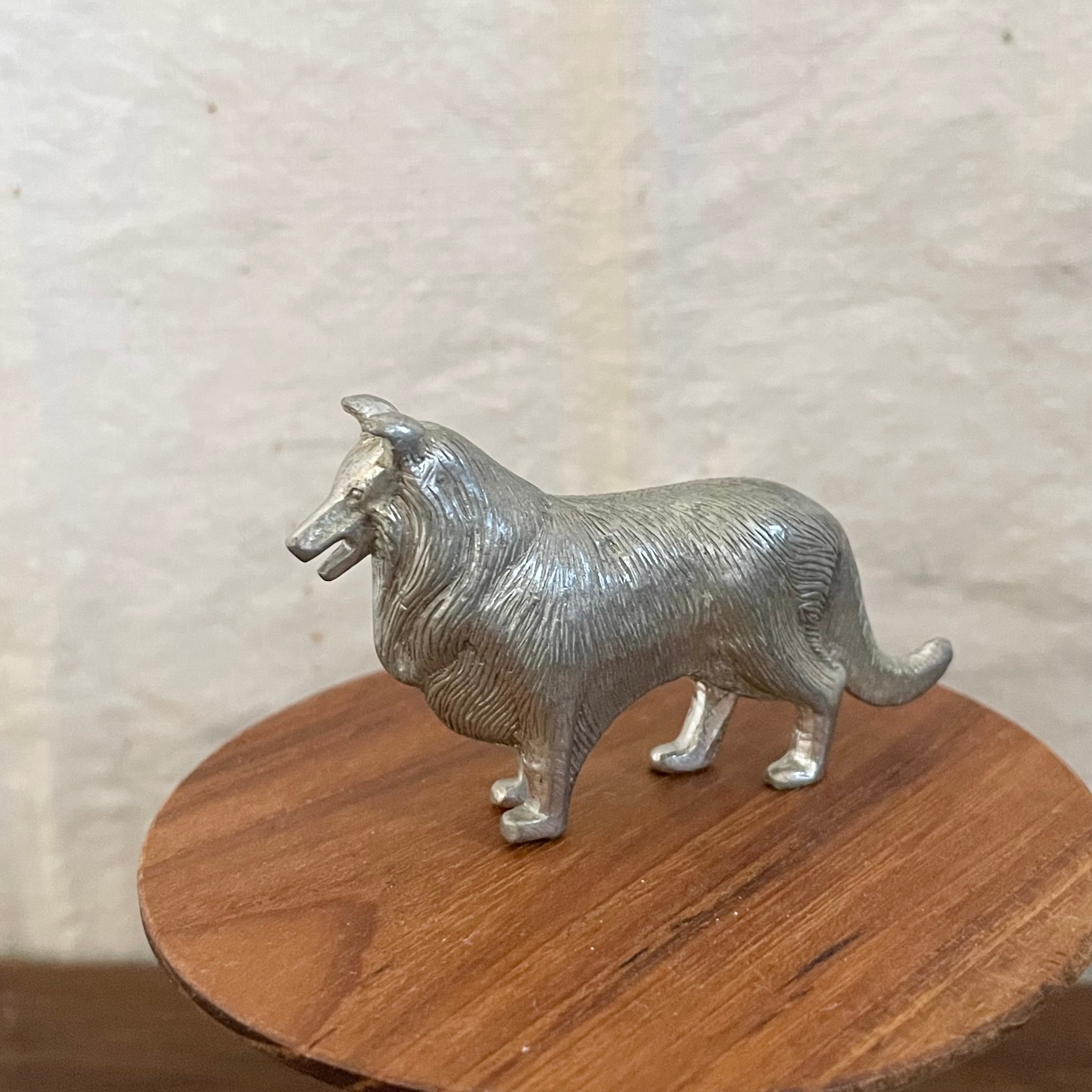 金属製の毛並みのいい犬 | tsuitachi craft&brocante