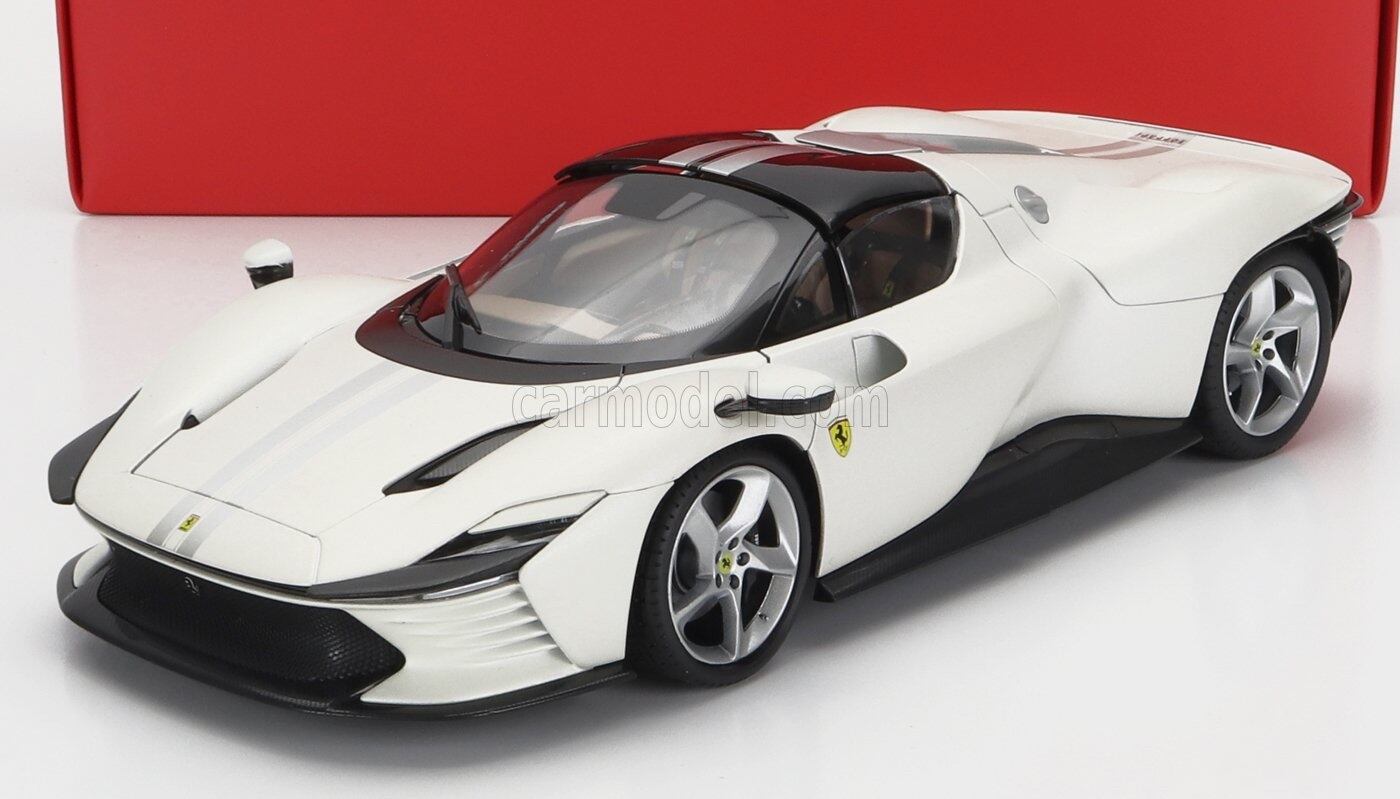 ミニカー 1/18 フェラーリ デイトナ SP3 ブラーゴ BURAGO 1/18 FERRARI