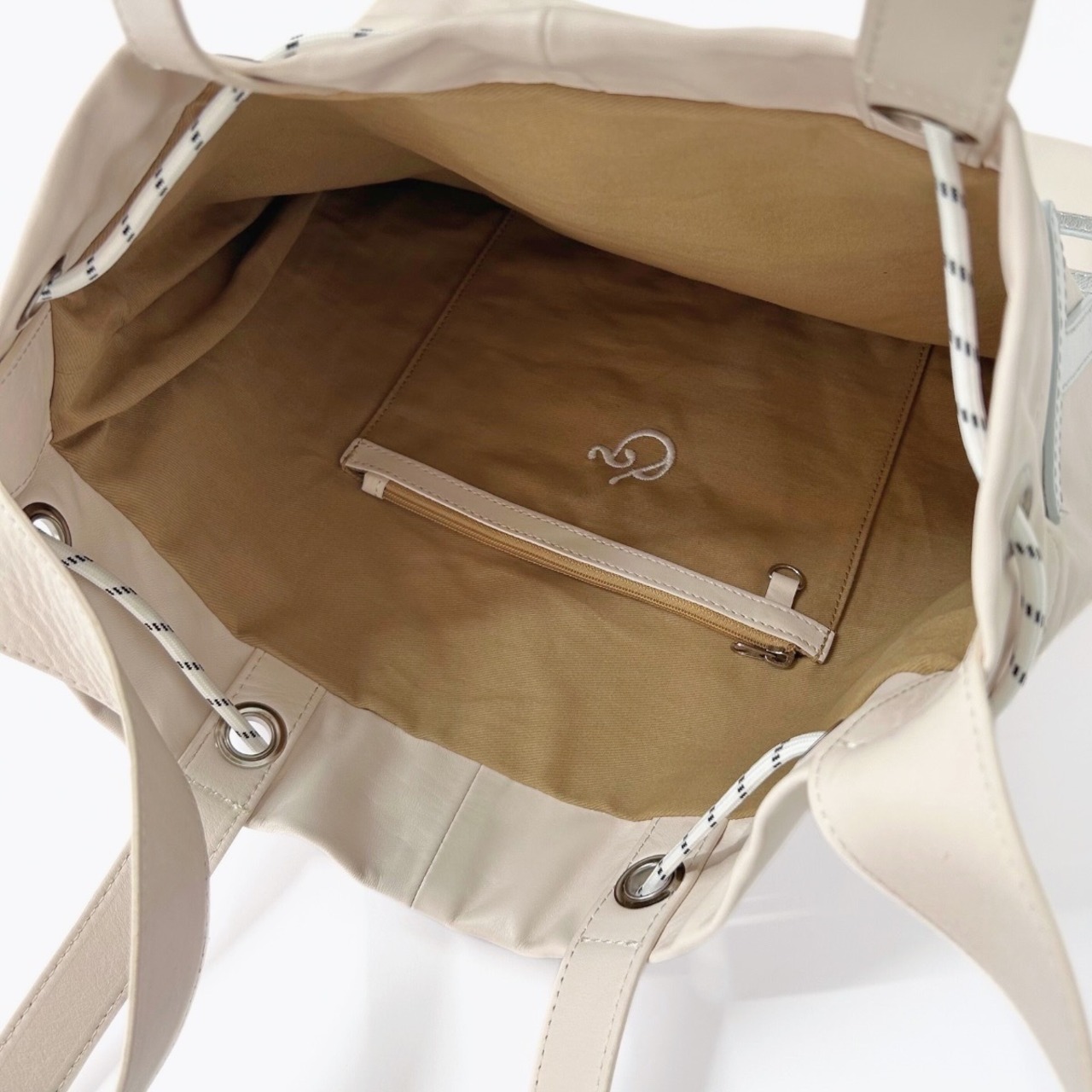 アンバサンド Ampersand embroidery leather bag L