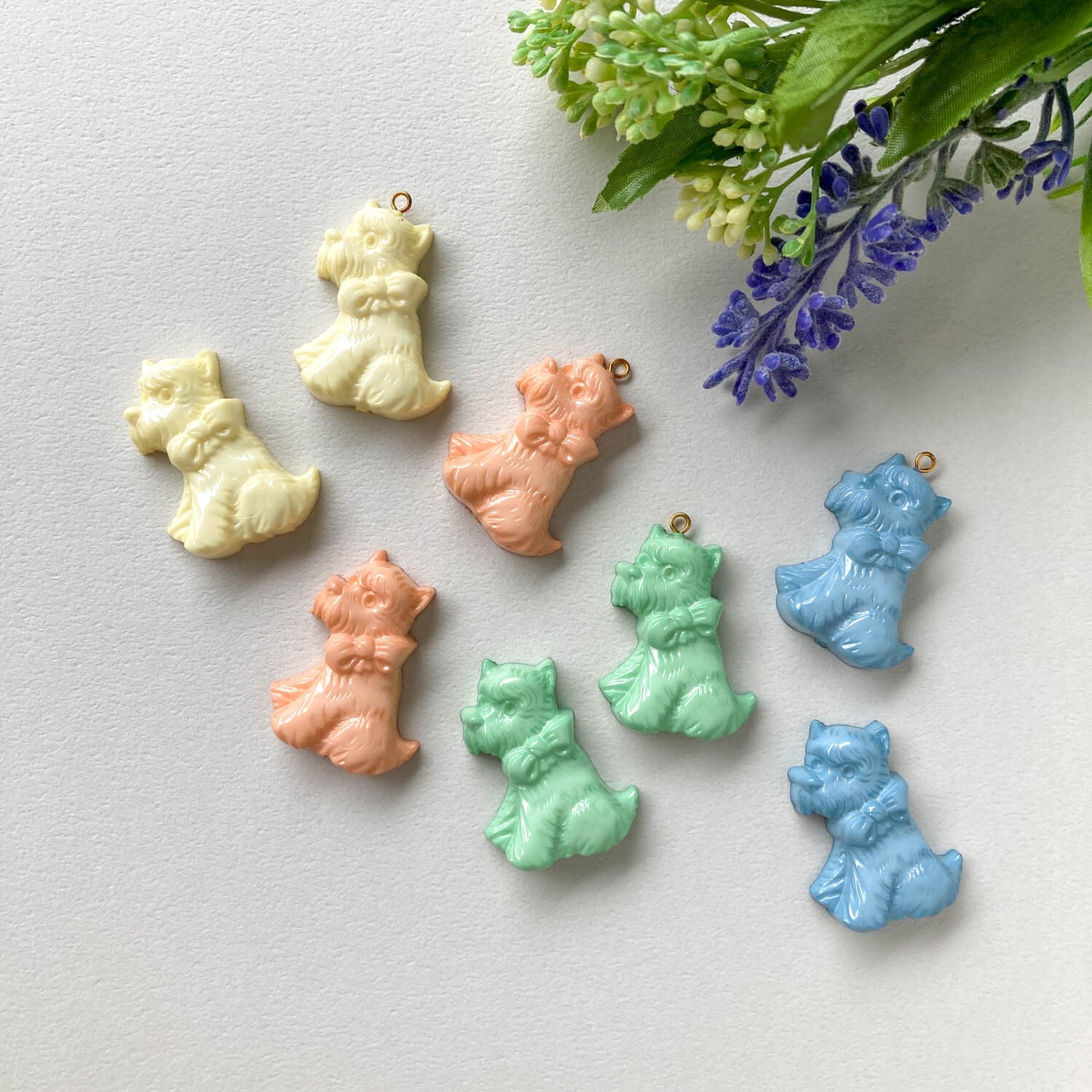 再入荷〉ドイツアクリル ヴィンテージ犬チャーム | Dua-アクセサリー
